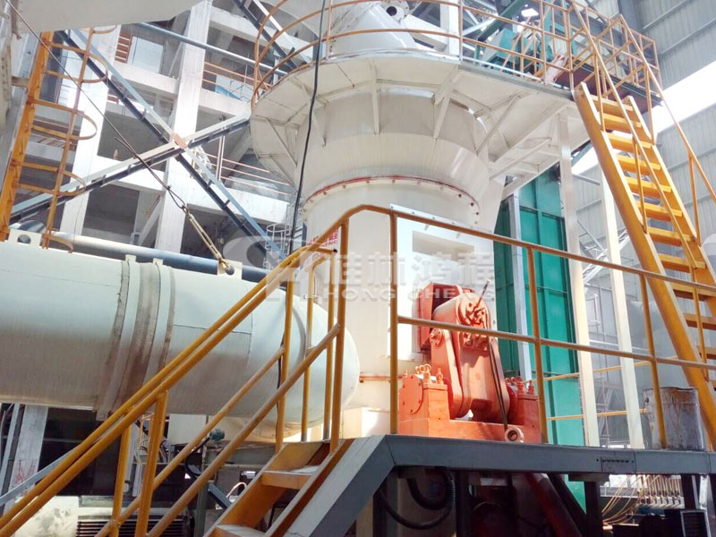 菱鎂石，磨粉生產線，立式磨粉機，菱鎂石磨粉機，立磨，磨粉機械，磨粉設備，桂林鴻程