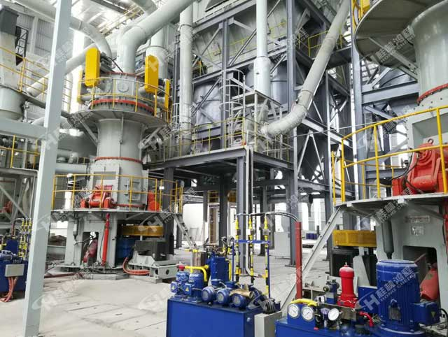 硅藻土設備超細磨粉機，硅藻土磨粉機，超細磨粉機，超細立式磨粉機，超細立磨，磨粉機廠家