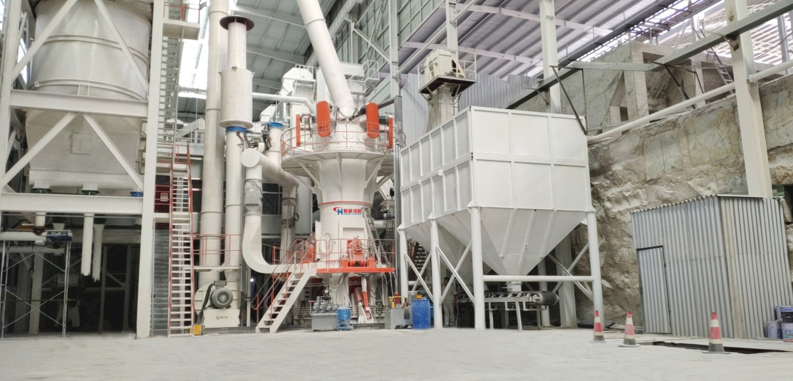 HLMX1300超細立磨河南方解石生產線 HLMX1300超細立磨河南方解石生產線